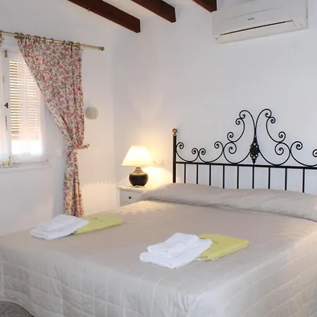 Villa Lorna *